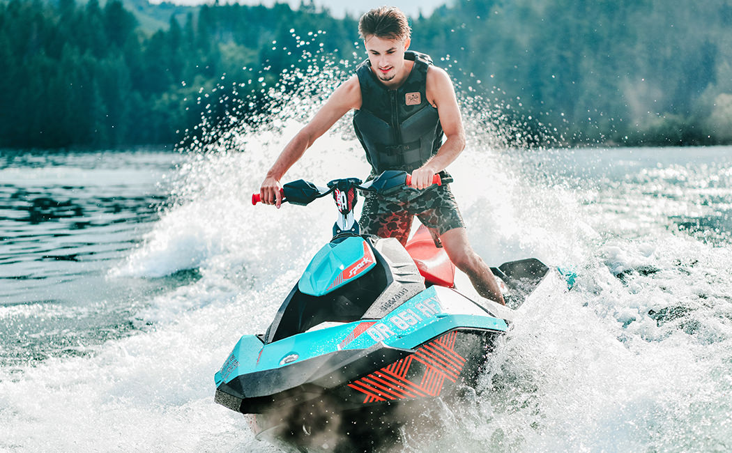blog-8-1050px A jet ski racer to fly like a bird and dive like a fish